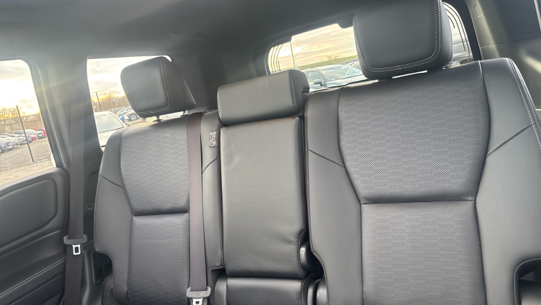 Toyota Land Cruiser 2.8 D-4D 48V 205 Invincible 5dr Auto [Pan Rf/5 St] Diesel Station Wagon